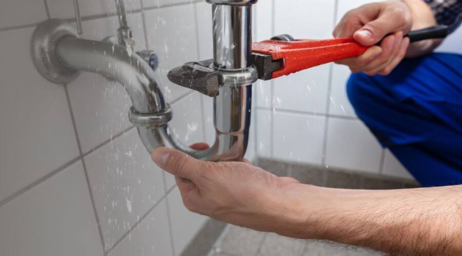Expert burst pipe repair services in Del Rio, TN
